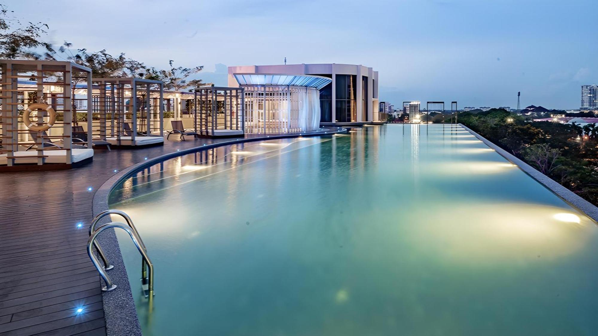 2Br Premium Suites Troika Kota Bharu By Aghome Exterior photo